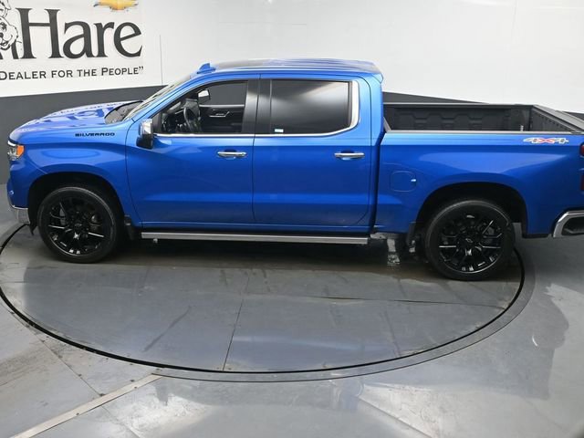 Used 2023 Chevrolet Silverado 1500 LTZ w/ LTZ Premium Package AWD/4WD image 42