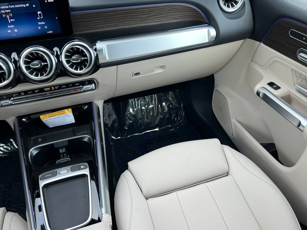 New 2026 Mercedes-Benz GLB 250 4MATIC image 30