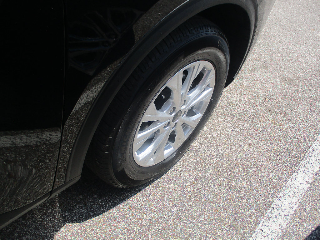 Used 2025 Ford Escape Active FWD image 19