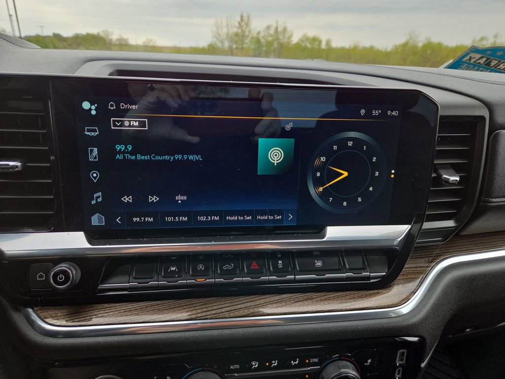 Certified 2023 Chevrolet Silverado 1500 LT AWD/4WD image 17