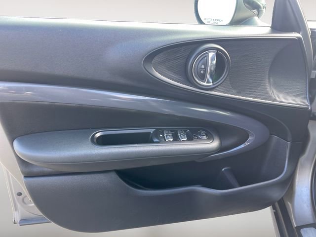 Used 2018 MINI Cooper Clubman S image 27