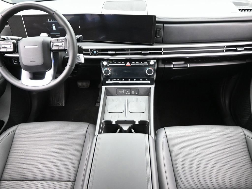 Used 2025 Hyundai Santa Fe SEL image 15