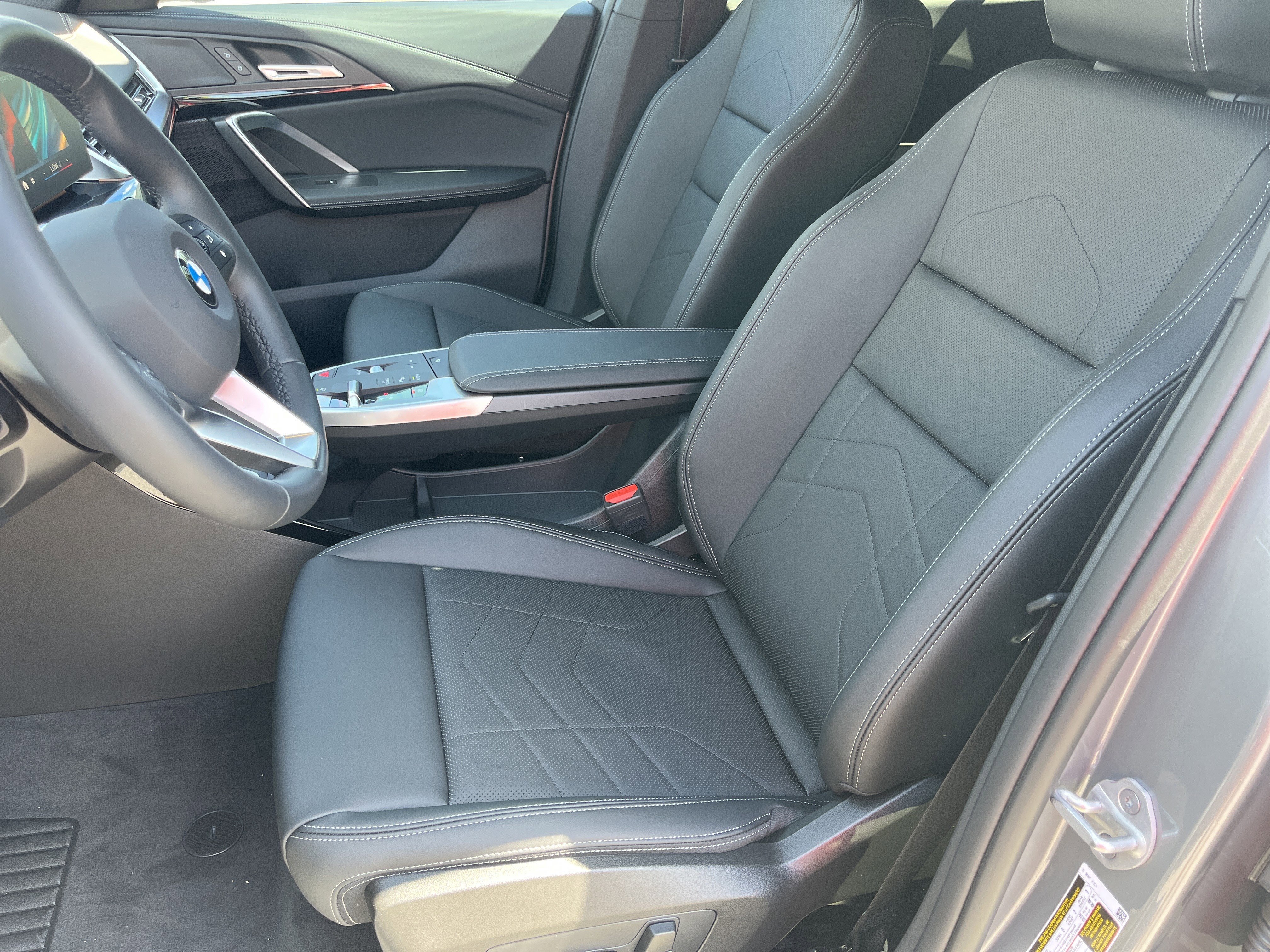 New 2026 BMW X2 xDrive28i w/ Convenience Package AWD/4WD image 18