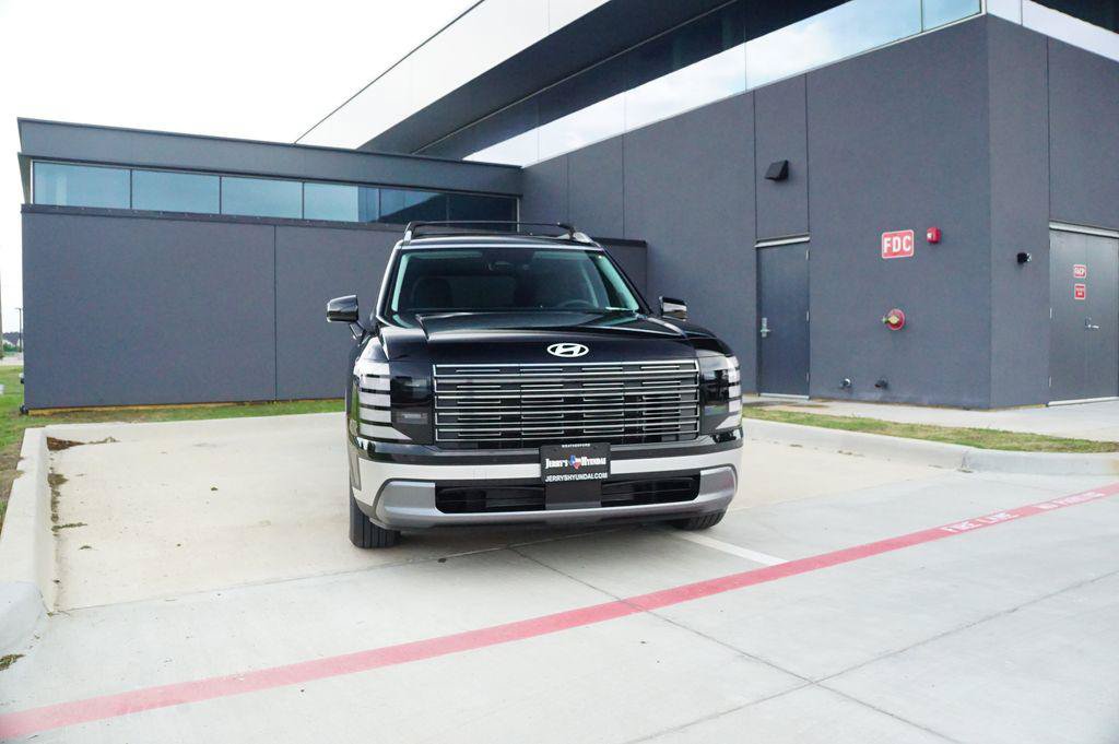 New 2026 Hyundai Palisade SEL FWD image 2