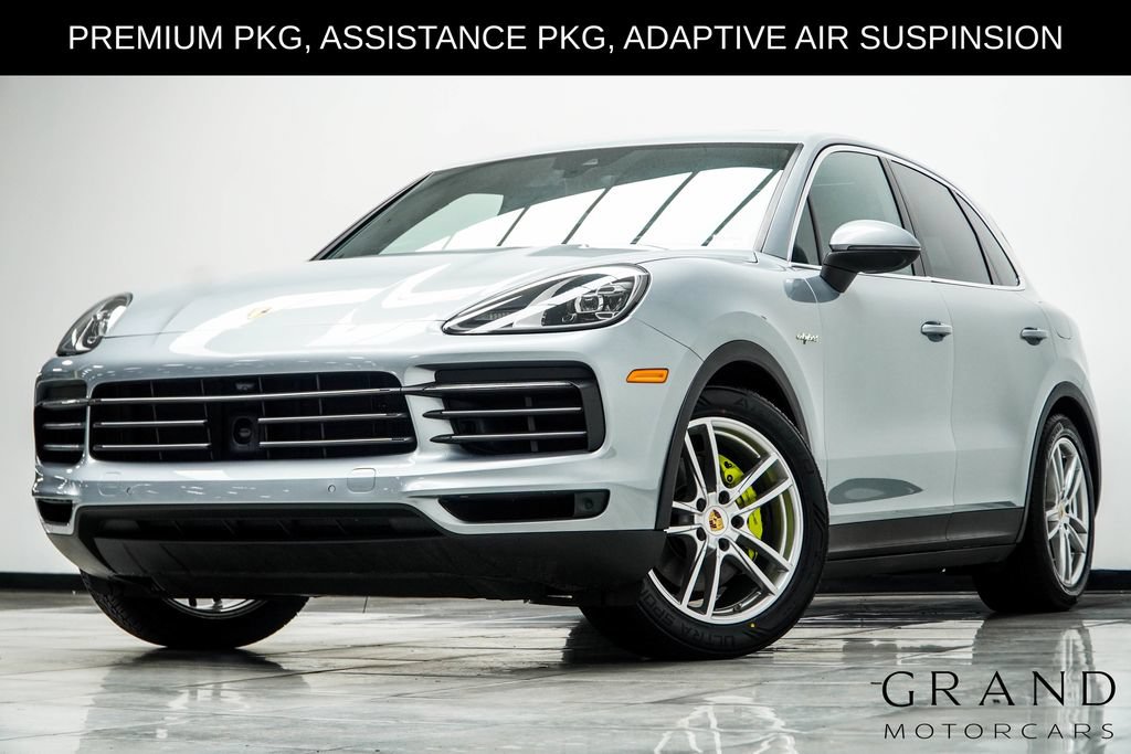 Used 2023 Porsche Cayenne w/ Premium Package
