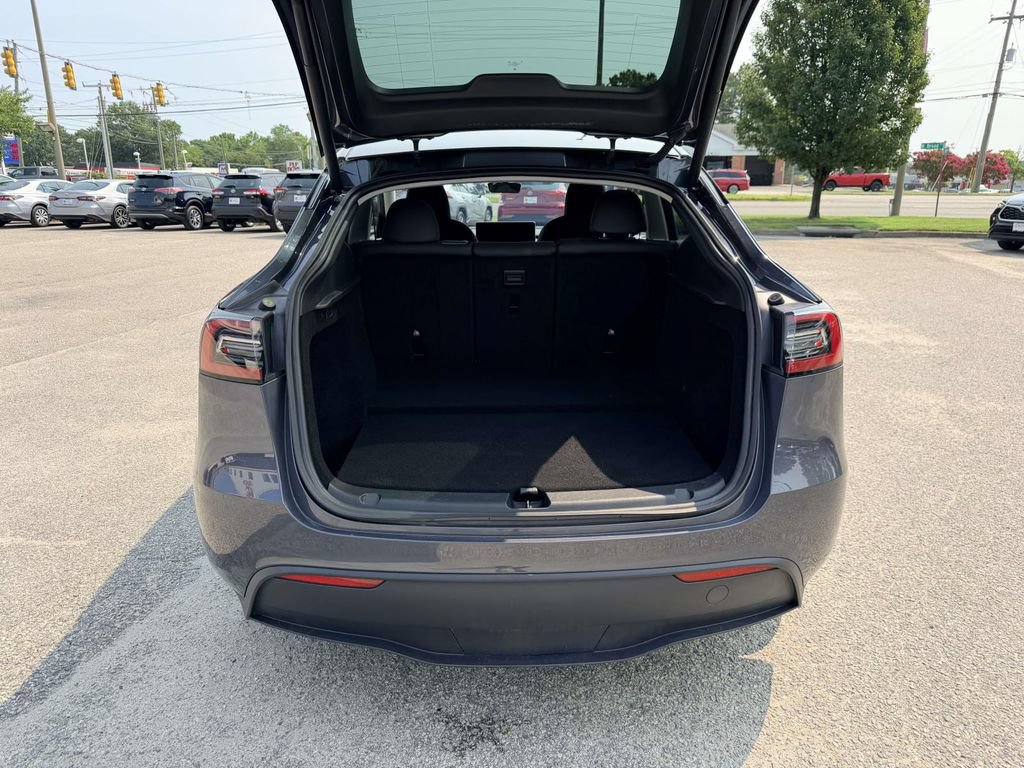Used 2023 Tesla Model Y Long Range AWD/4WD image 15