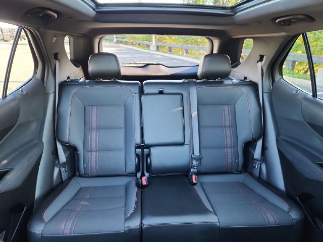 Used 2024 Chevrolet Equinox RS FWD image 29