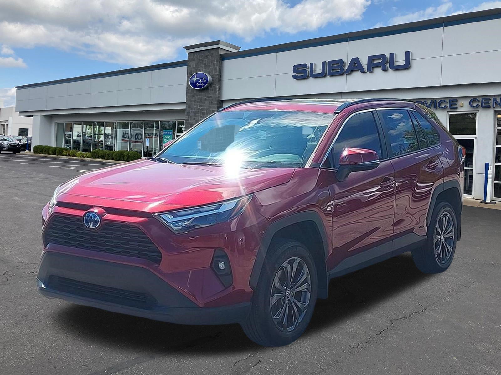 Used 2024 Toyota RAV4 XLE Premium w/ Weather Package AWD/4WD image 3