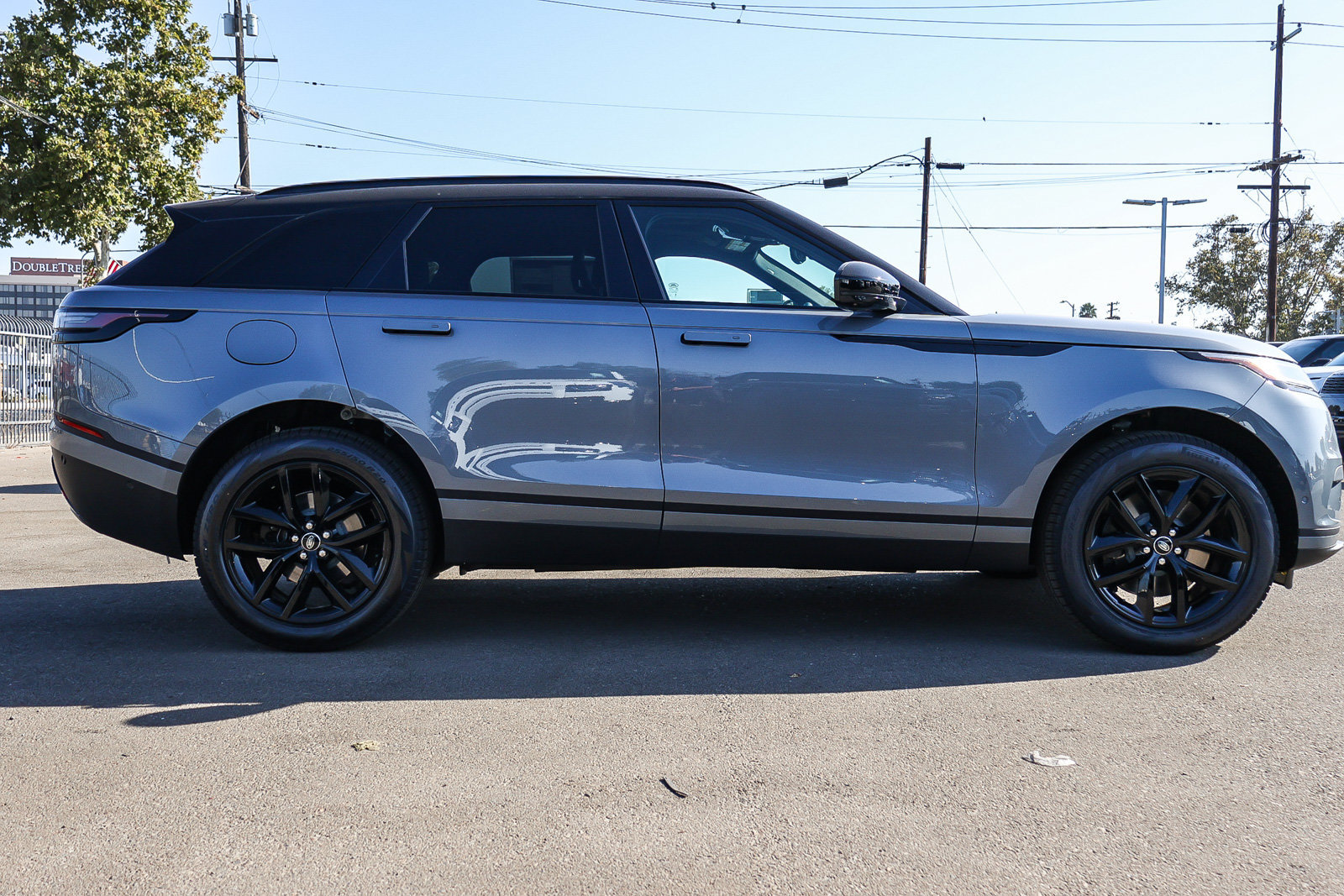 New 2026 Land Rover Range Rover Velar S AWD/4WD image 4