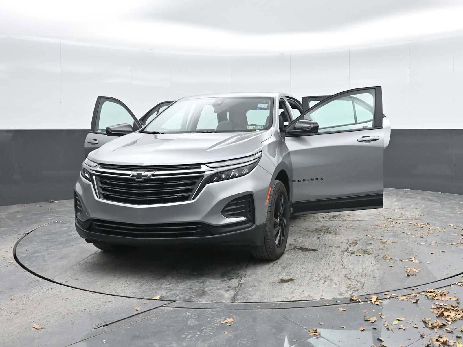 Used 2024 Chevrolet Equinox LS w/ Sport Edition image 43