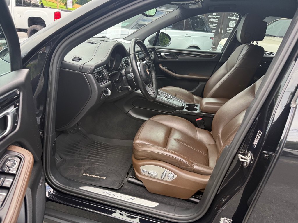 Used 2015 Porsche Macan S w/ Premium Package Plus AWD/4WD image 52