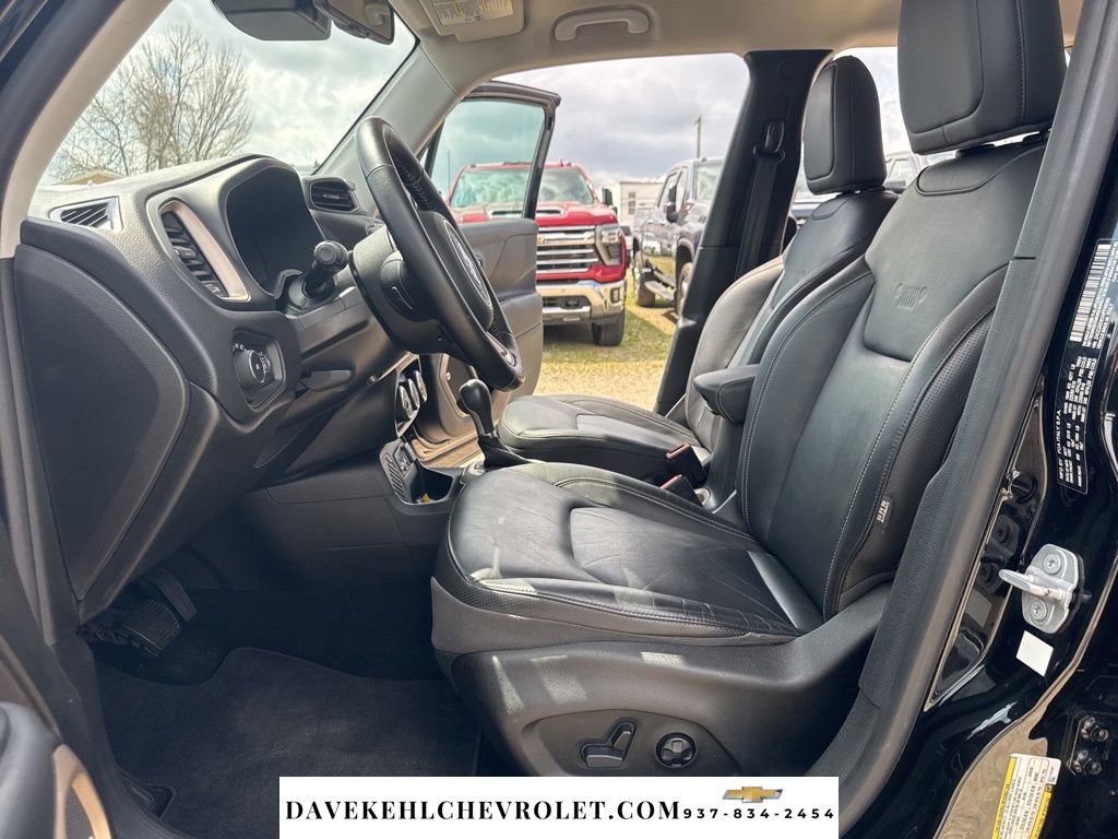 Used 2017 Jeep Renegade Limited image 19