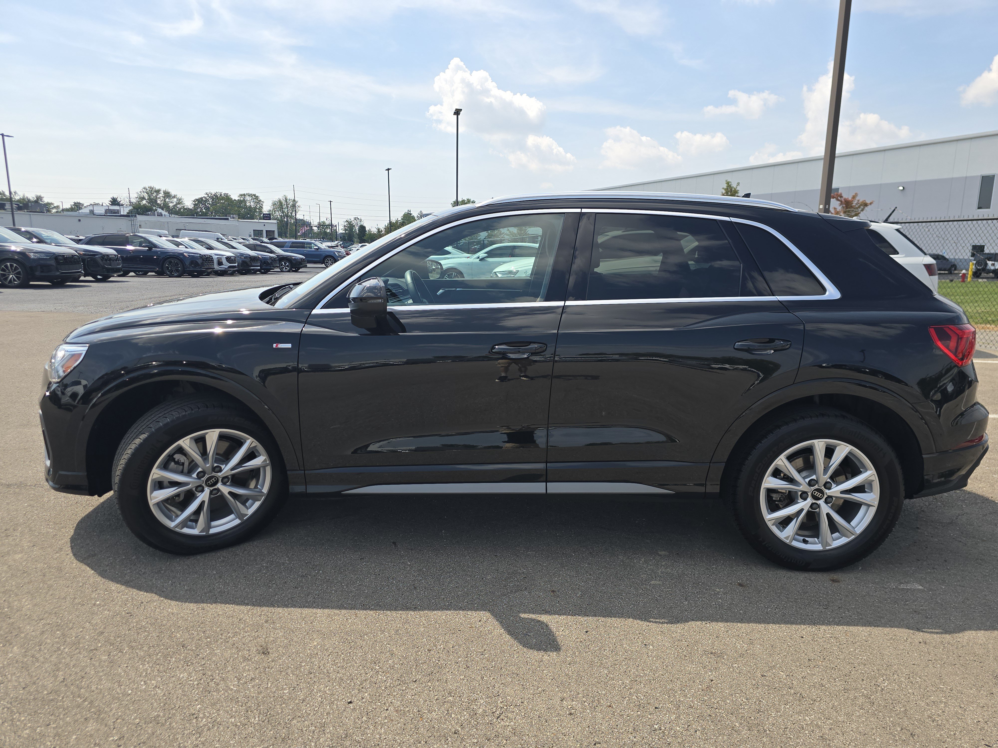 Certified 2024 Audi Q3 2.0T Premium Plus AWD/4WD image 4