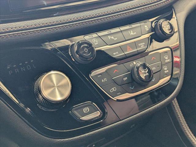 New 2026 Chrysler Pacifica Pinnacle image 10