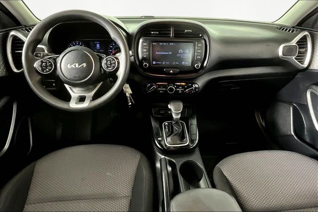 Used 2022 Kia Soul LX w/ Technology Package image 7