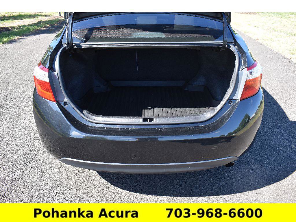 Used 2016 Toyota Corolla LE FWD image 36