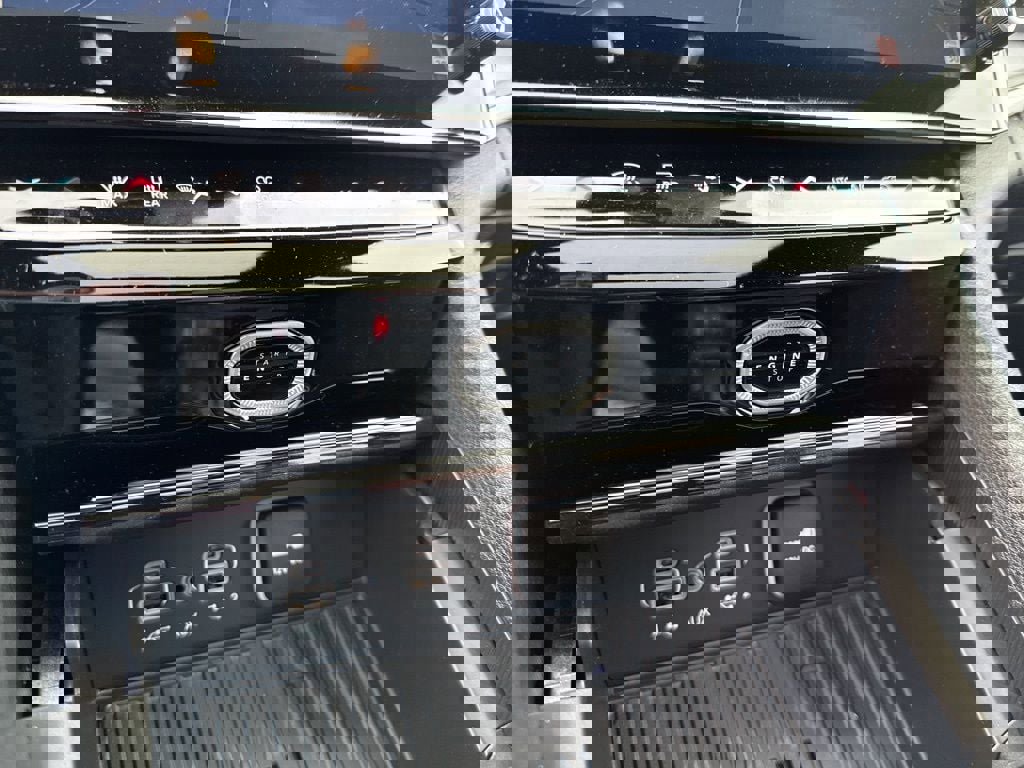 New 2026 Jeep Grand Cherokee Limited image 16