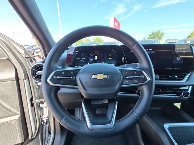 Used 2026 Chevrolet Equinox LT FWD image 19