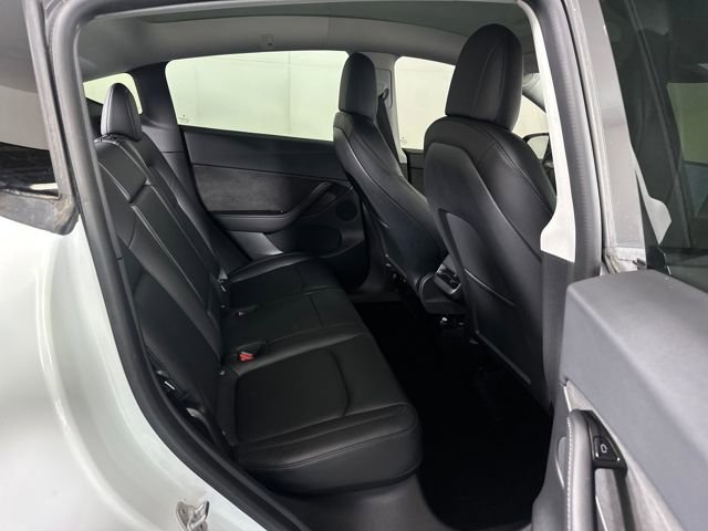 Used 2021 Tesla Model Y Performance image 24