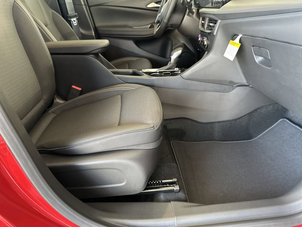 New 2026 Buick Encore GX Preferred w/ Comfort Package FWD image 35