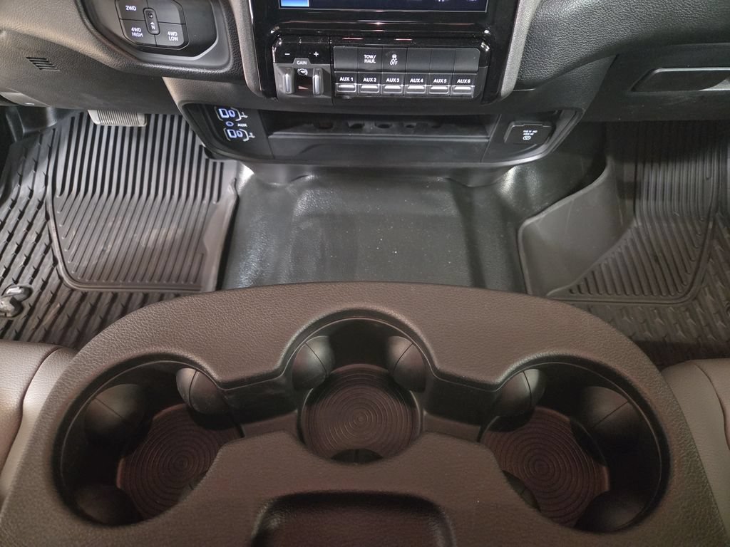 New 2026 RAM 2500 Tradesman AWD/4WD image 18