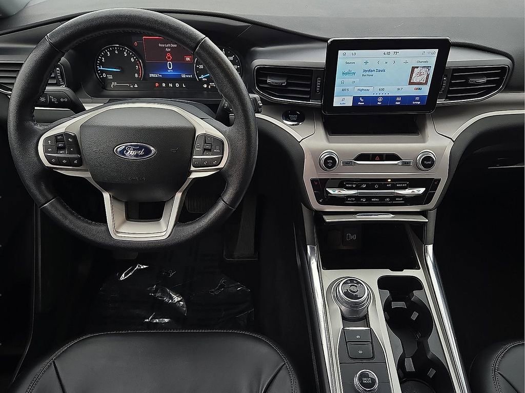 Used 2023 Ford Explorer XLT w/ Equipment Group 202A image 12