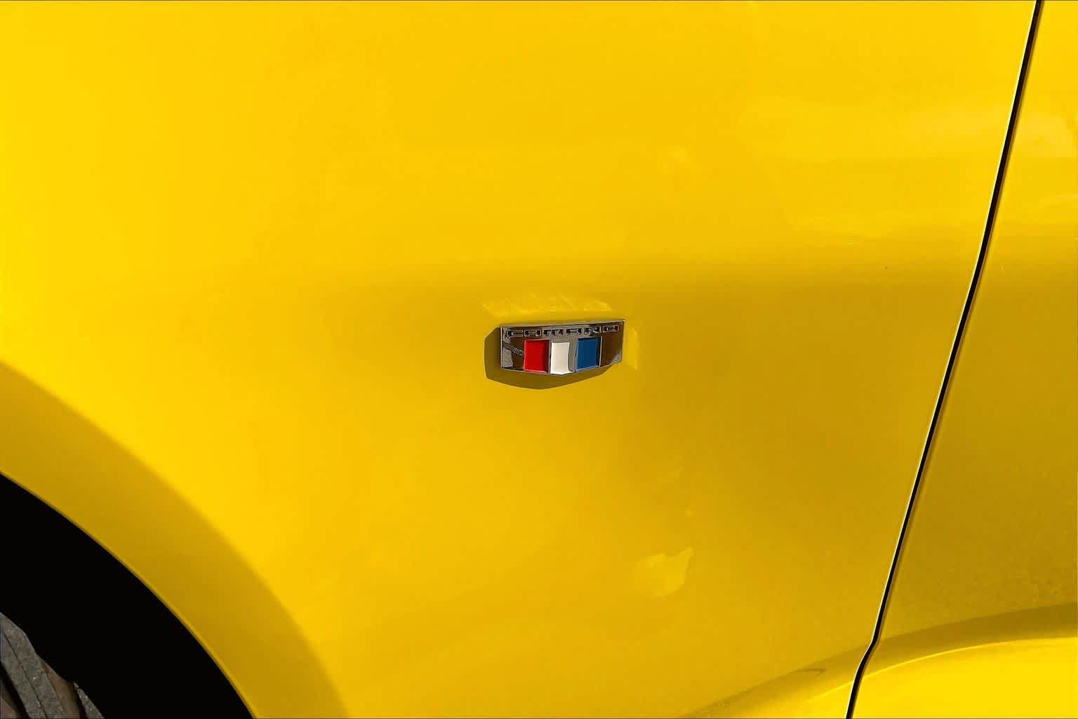 Used 2018 Chevrolet Camaro LT RWD image 29