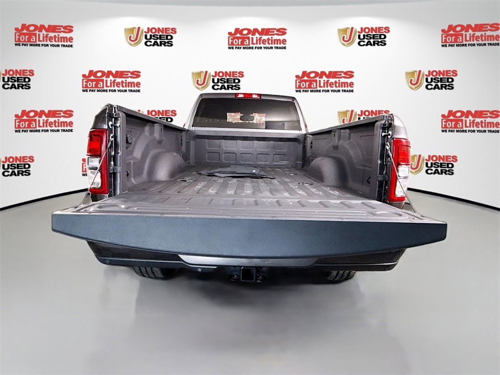 Used 2022 RAM 3500 Big Horn w/ Night Edition image 16