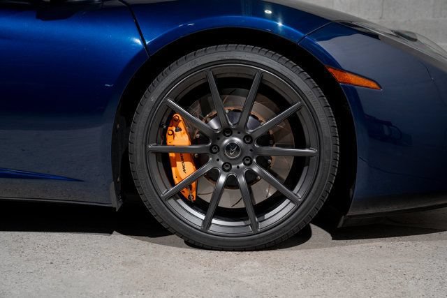 Used 2013 McLaren MP4-12C Spider RWD image 24