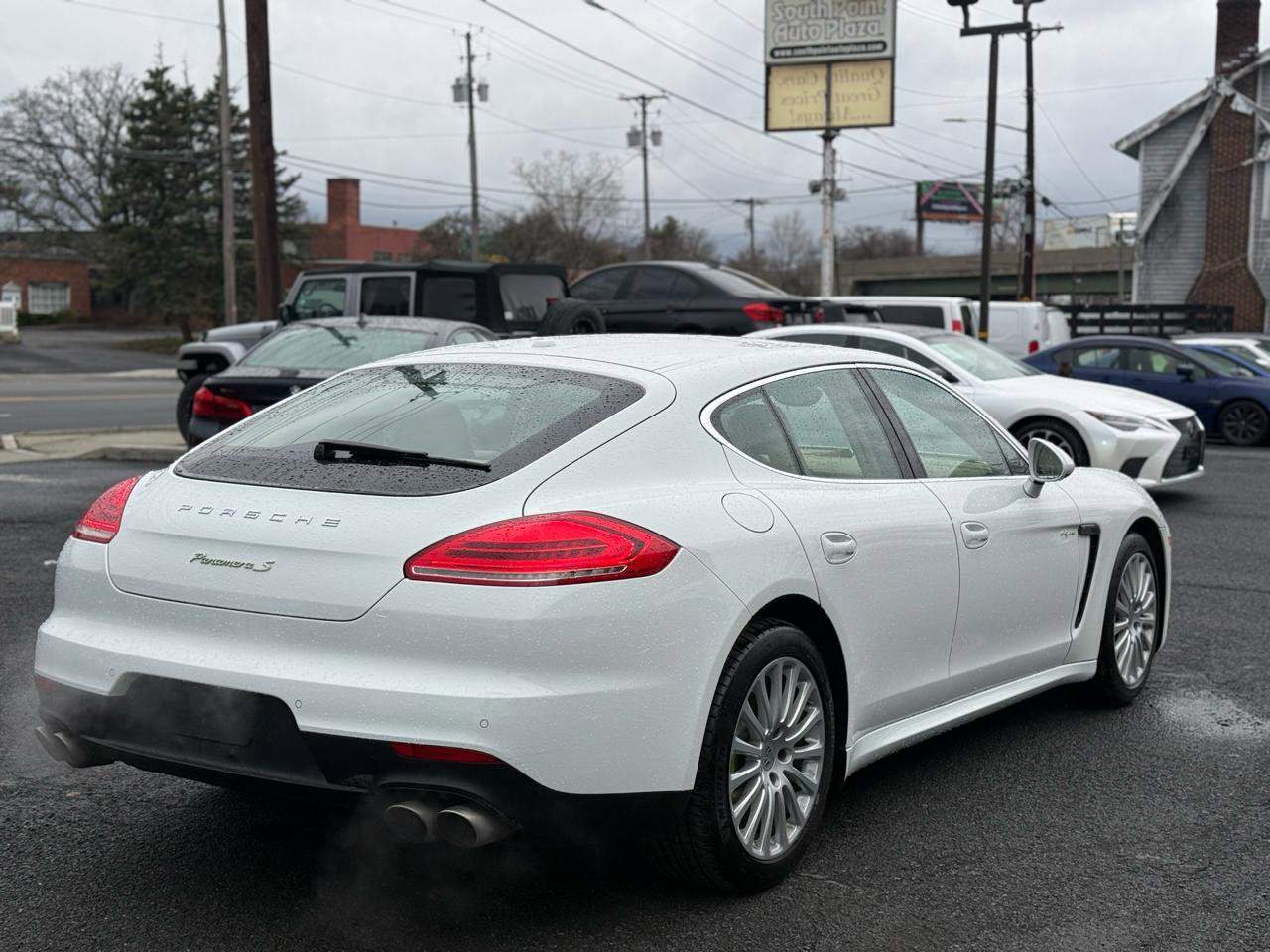 Used 2014 Porsche Panamera S image 4
