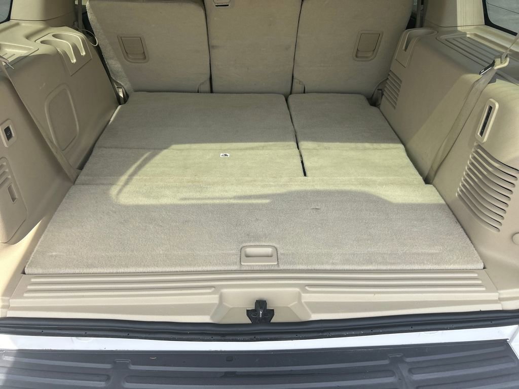 Used 2017 Ford Expedition Limited w/ Equipment Group 301A AWD/4WD image 29