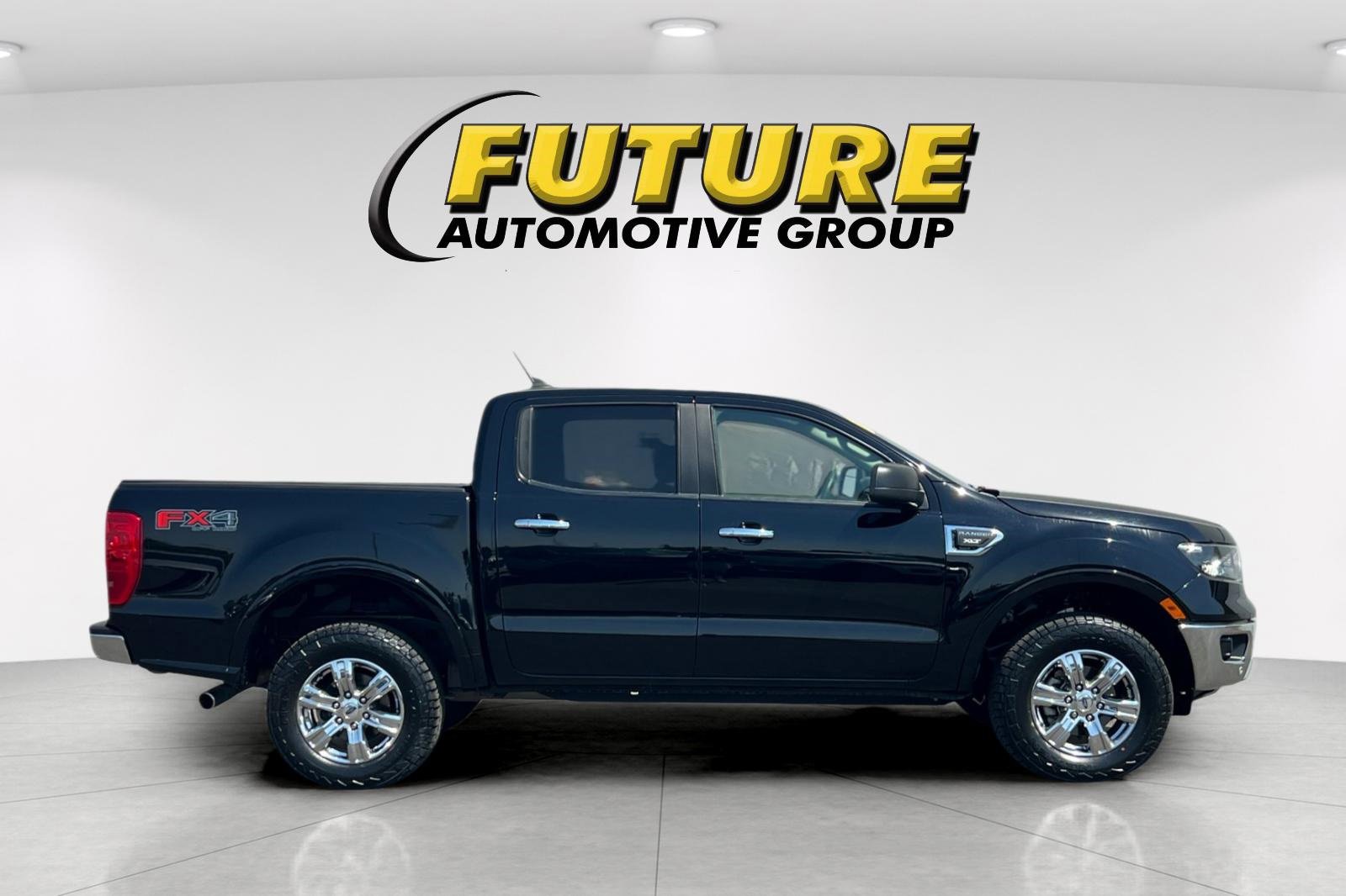 Used 2019 Ford Ranger XLT w/ FX4 Off-Road Package image 3