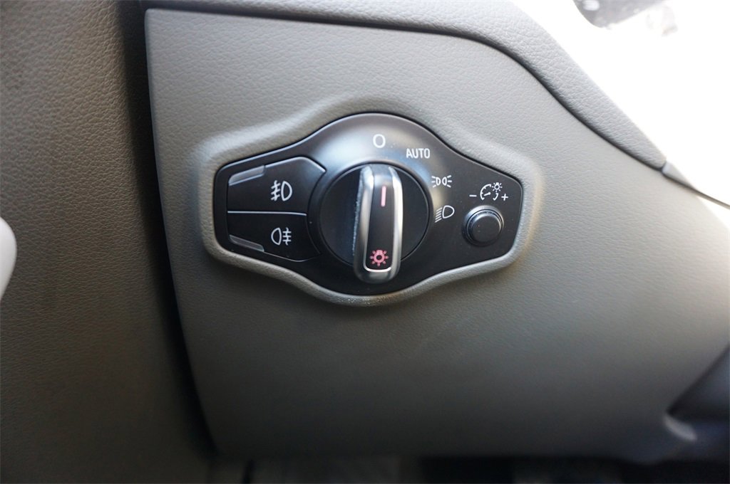 Used 2011 Audi Q5 3.2 Prestige image 4