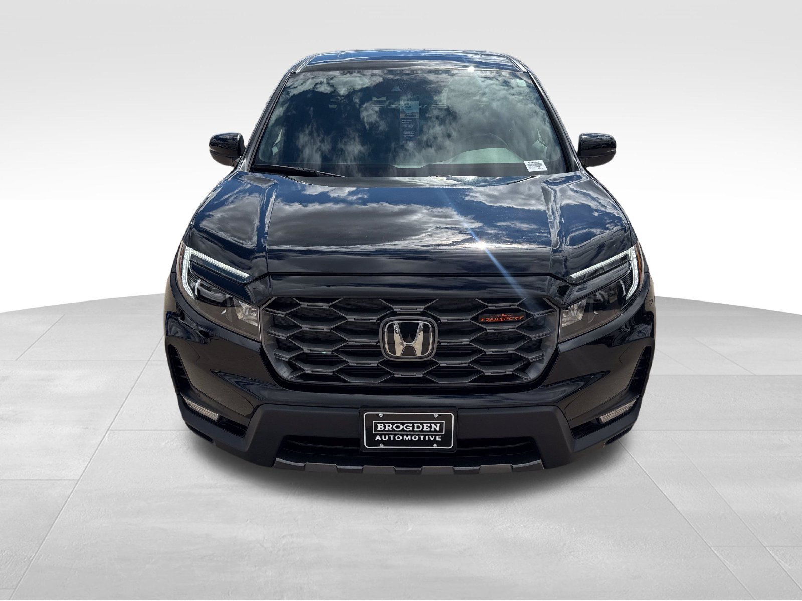 Used 2025 Honda Ridgeline TrailSport image 19