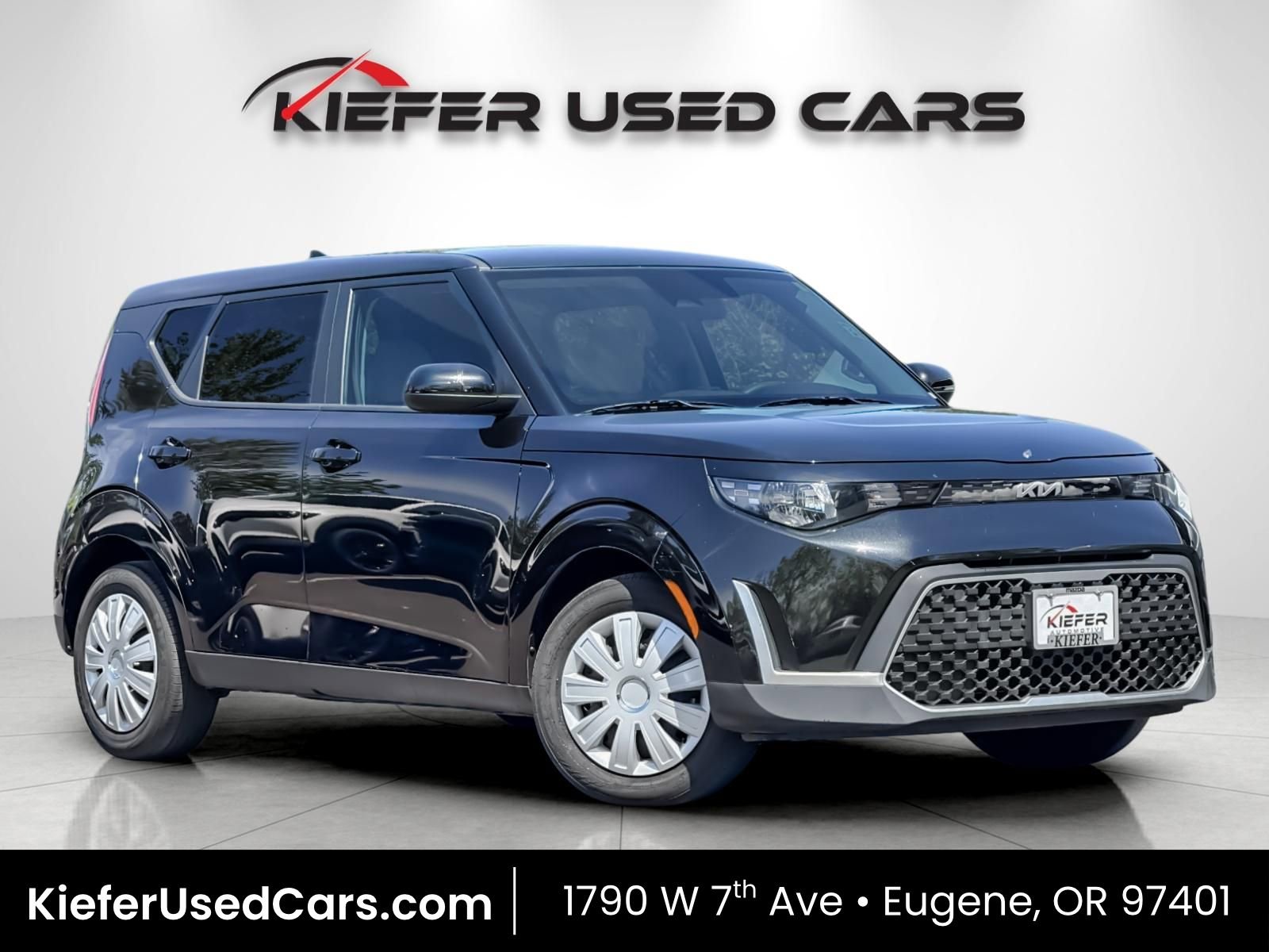 Used 2023 Kia Soul LX FWD image 1
