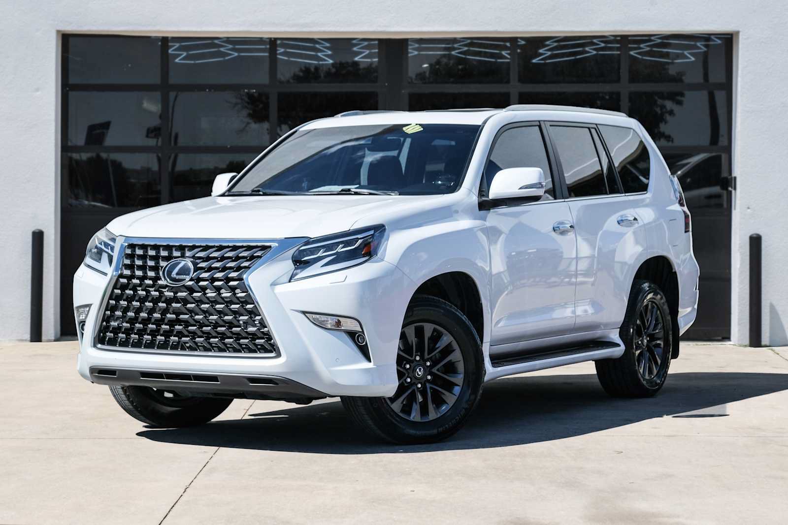 Used 2021 Lexus GX 460 Premium w/ Premium Package AWD/4WD image 1