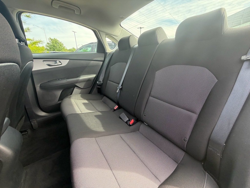 Used 2024 Kia Forte LXS w/ LXS Technology Package FWD image 6