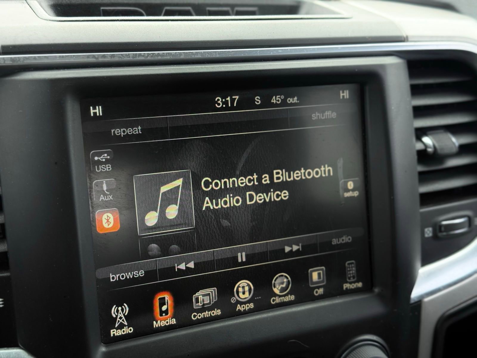 Used 2017 RAM 1500 Big Horn image 40