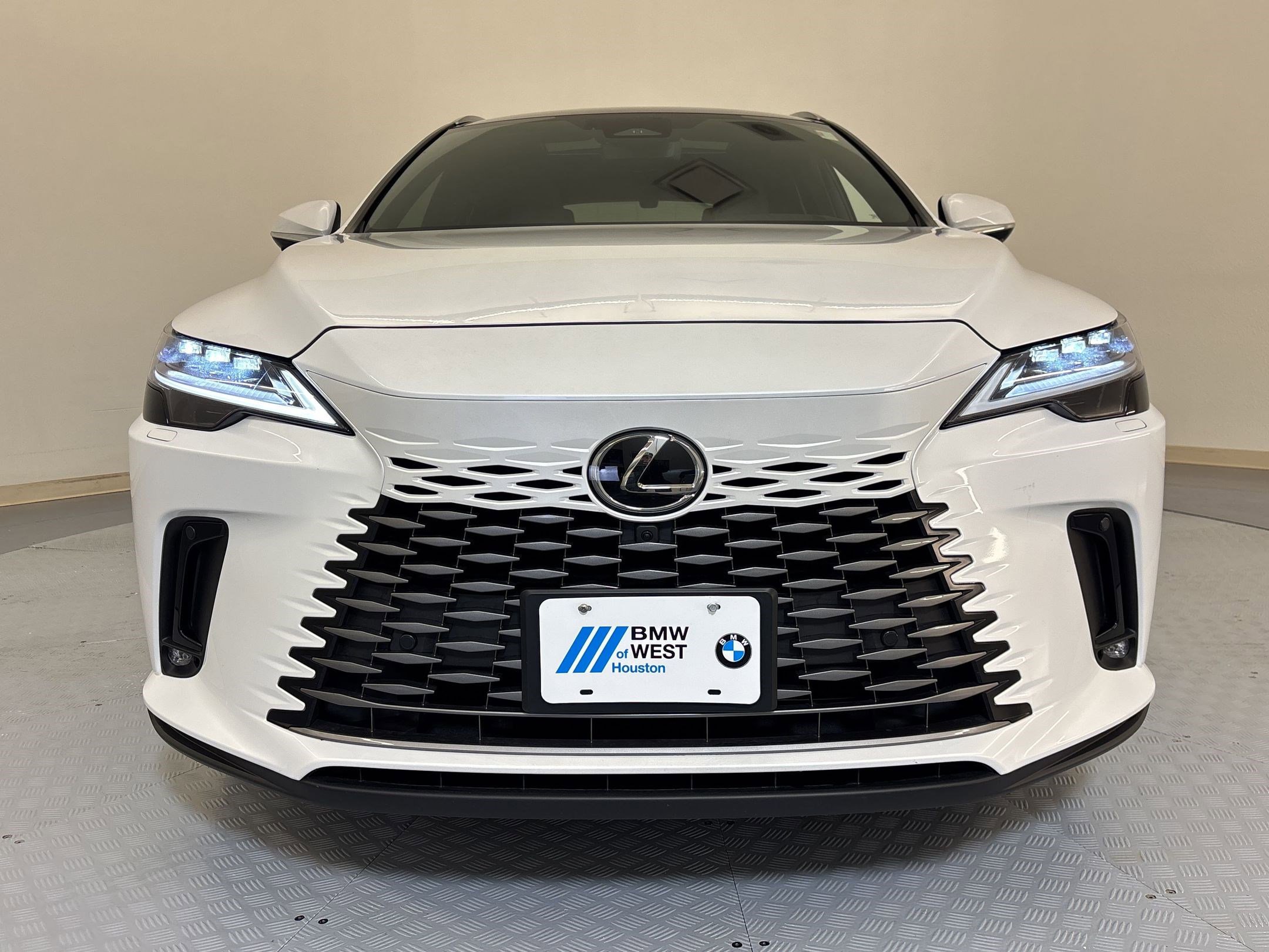 Used 2025 Lexus RX 350 AWD w/ Convenience Package image 5