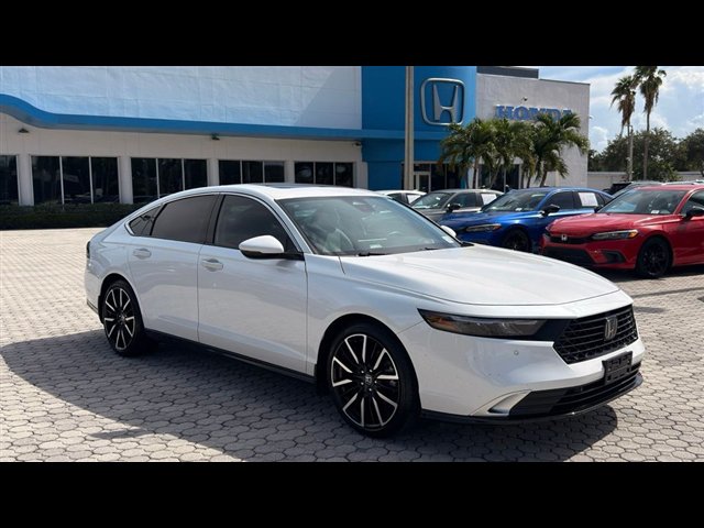 Certified 2025 Honda Accord Touring image 15