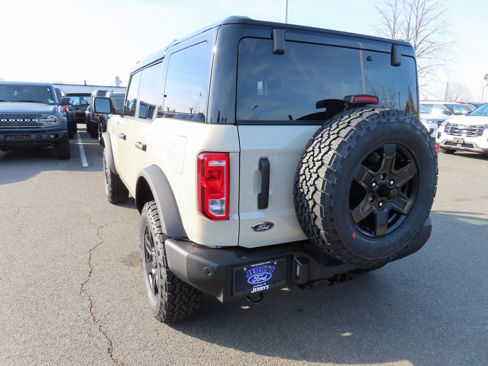 New 2025 Ford Bronco Big Bend image 6