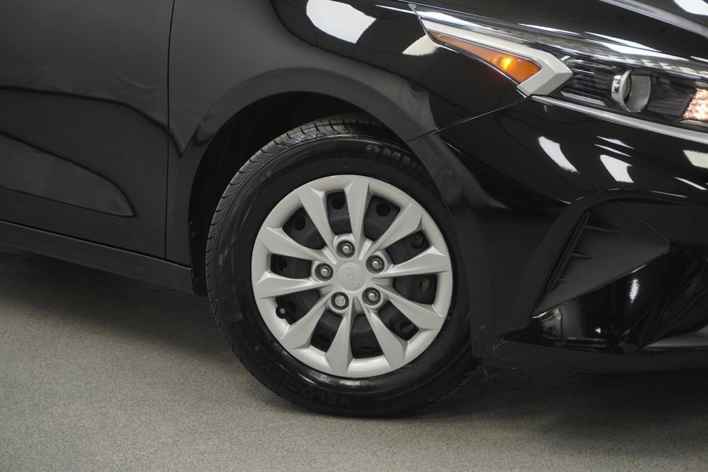 Used 2024 Kia Forte LX FWD image 5