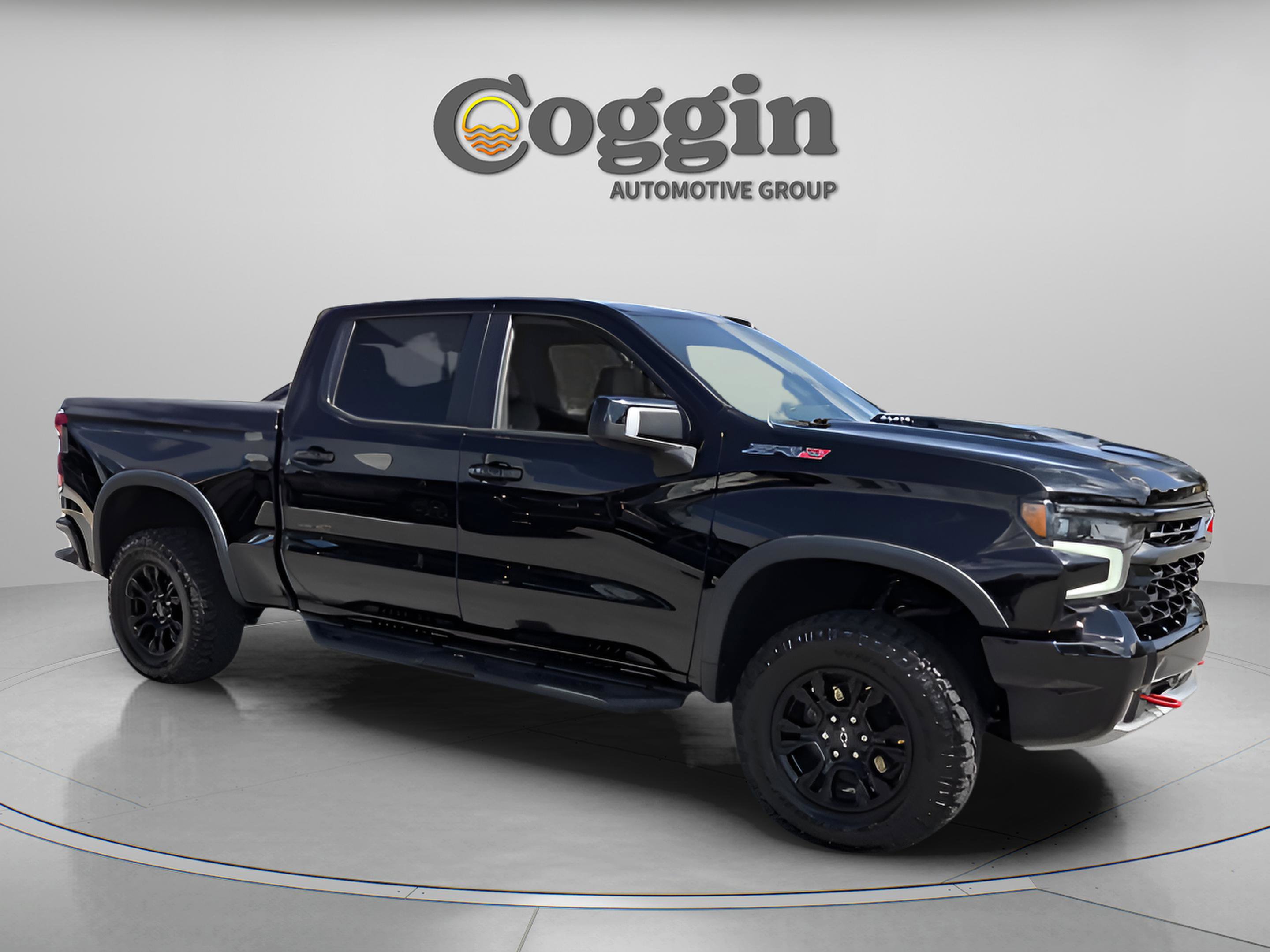 Used 2022 Chevrolet Silverado 1500 ZR2 w/ Technology Package AWD/4WD image 7