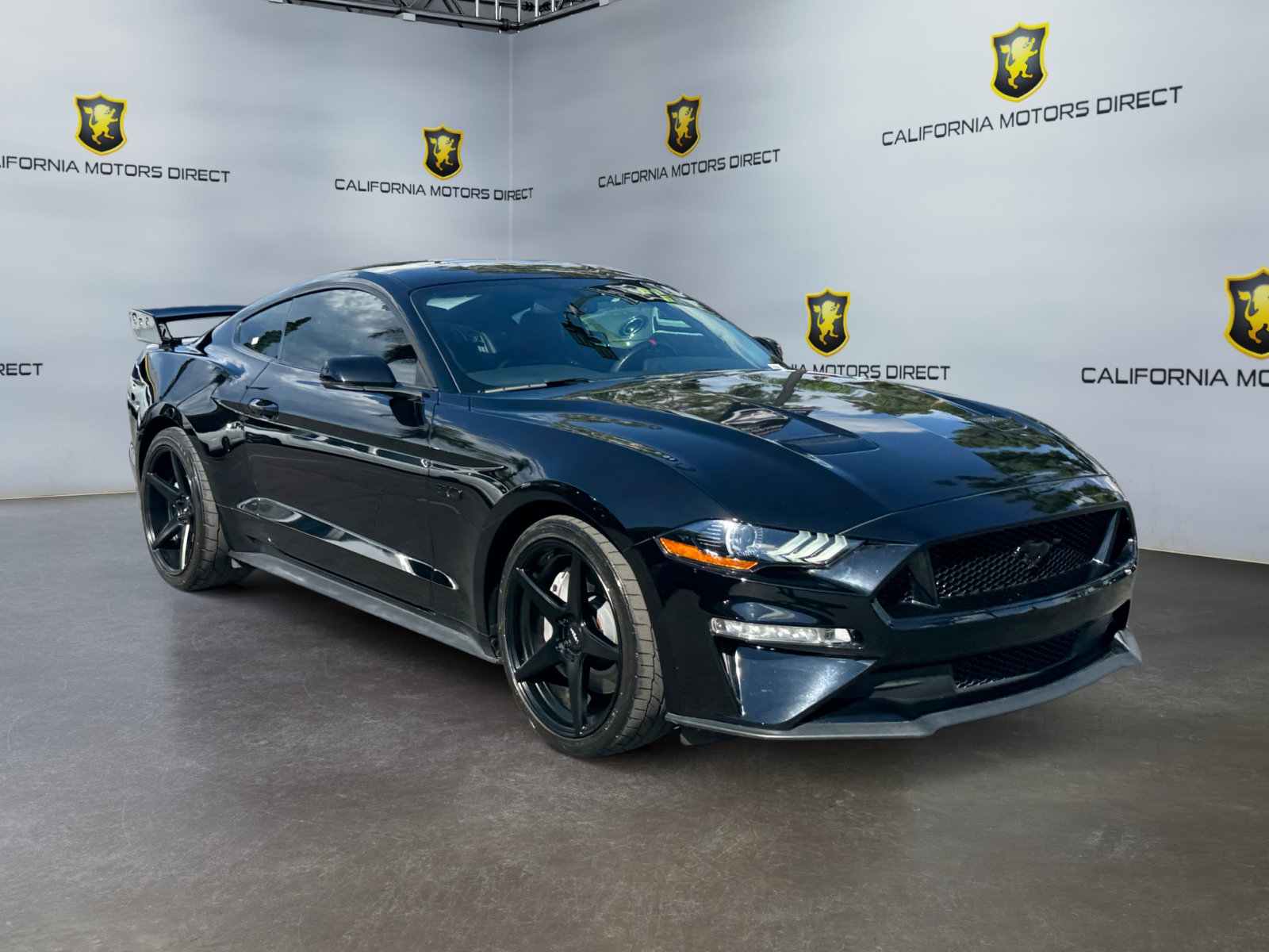 Used 2020 Ford Mustang GT Premium w/ Equipment Group 401A RWD image 7