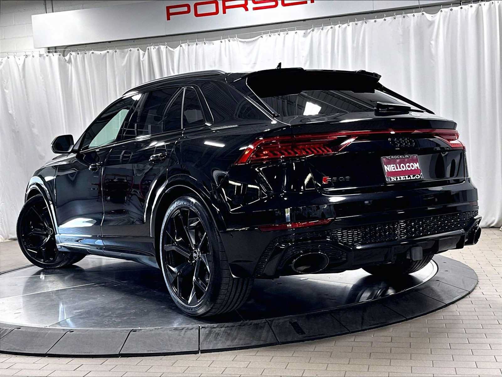 Used 2022 Audi RS Q8 AWD/4WD image 3