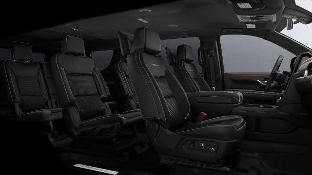 New 2026 GMC Yukon XL Denali w/ Advanced Technology Package image 8