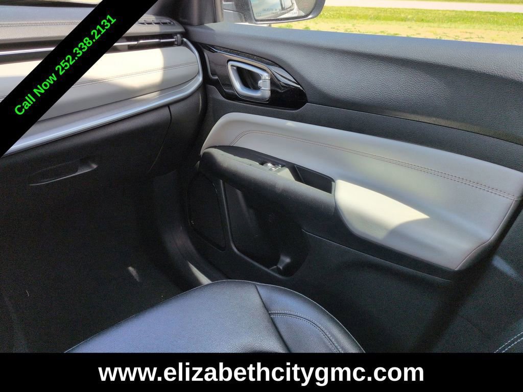 Used 2025 Jeep Compass Limited AWD/4WD image 17