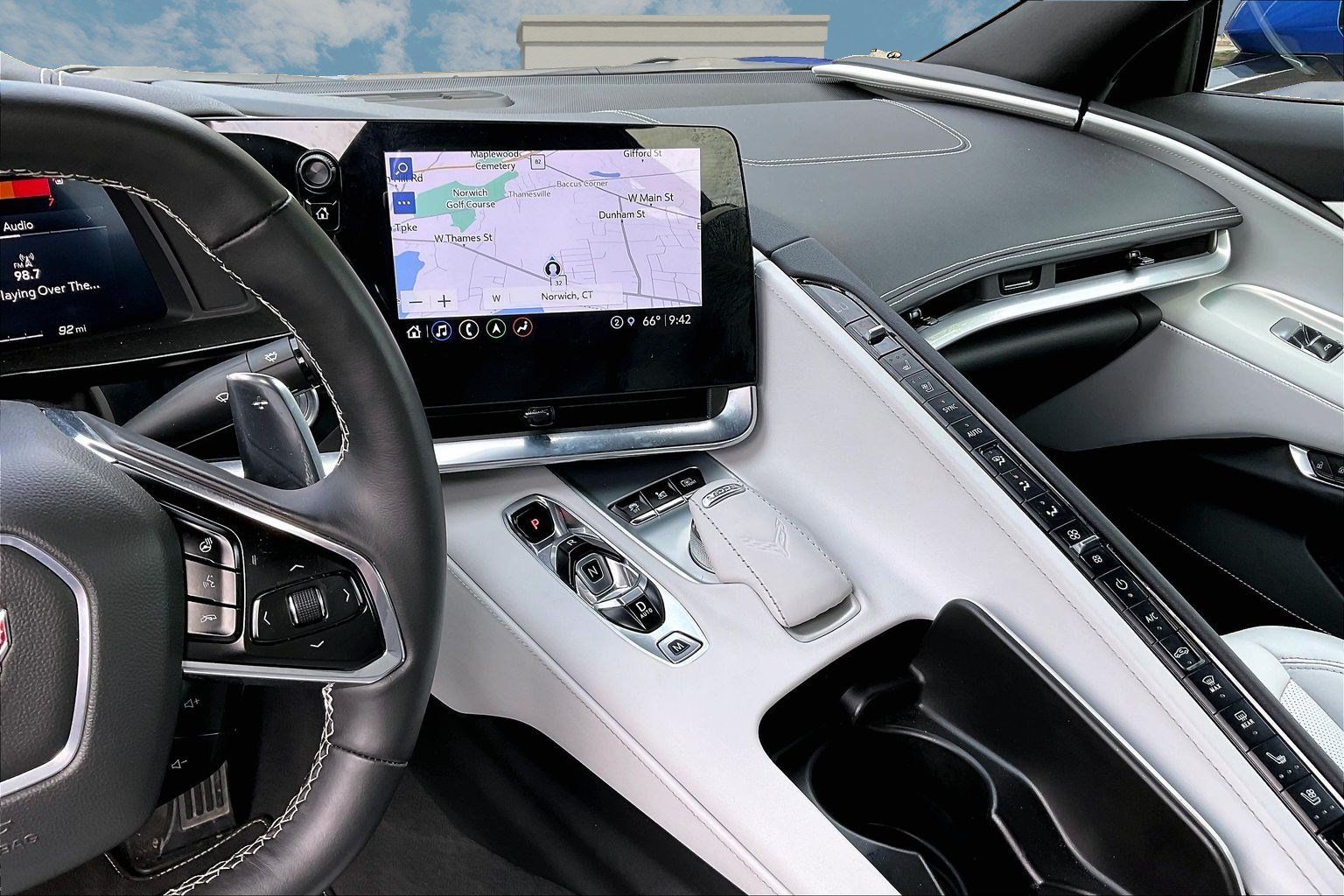Used 2021 Chevrolet Corvette Stingray Preferred Cpe w/ Battery Protection Package RWD image 6