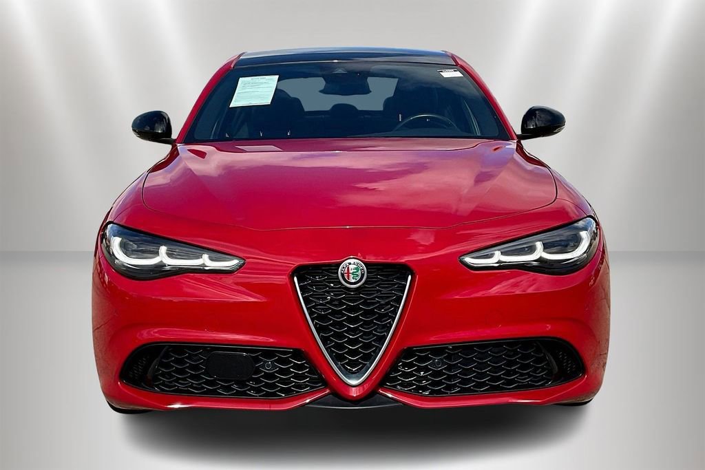 Used 2024 Alfa Romeo Giulia Ti image 2