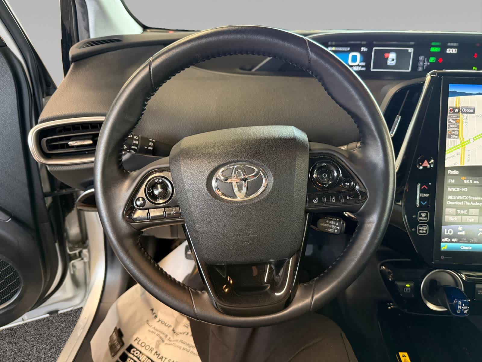 Used 2020 Toyota Prius Prime Limited FWD image 13